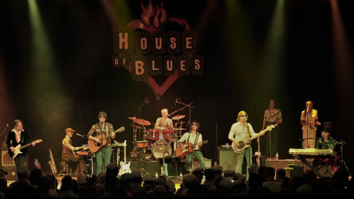 Yacht Rock Revue